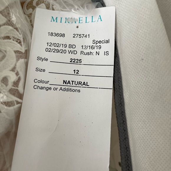 HAYLEY PAIGE WEDDING GOWN (Mikaella 2225). NWT MINT CONDITION, A-Line Princess - Picture 6 of 16